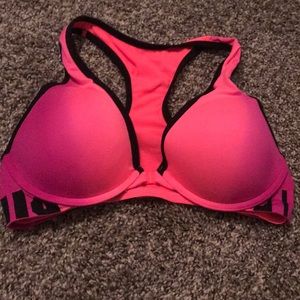 Vs pink cool and comfy sports bra 34D
